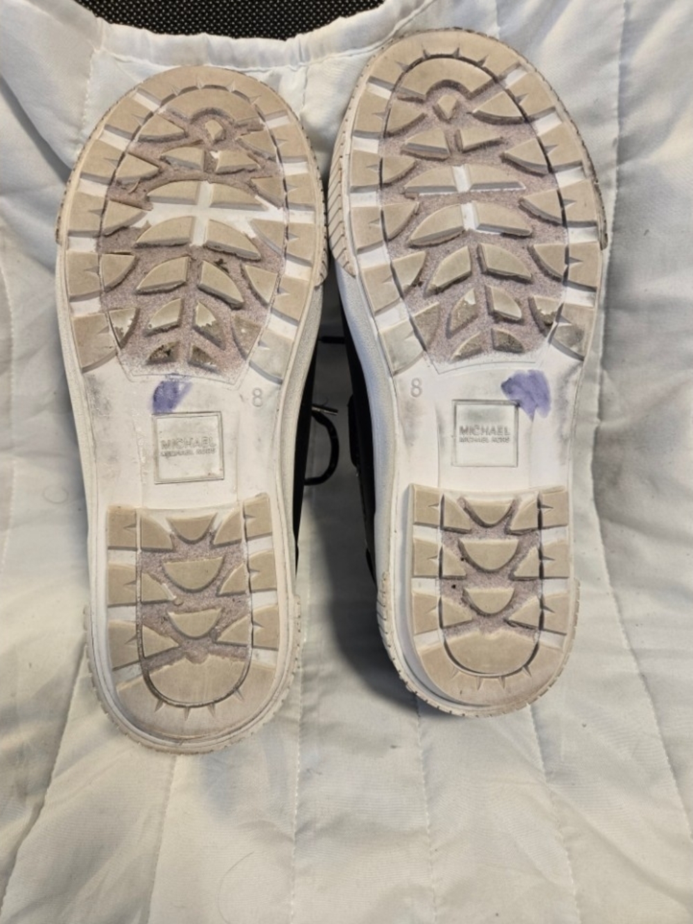 MICHAEL Michael Kors Black Patent Trim Lace-Up Sneakers Size 8 - Picture 4 of 5